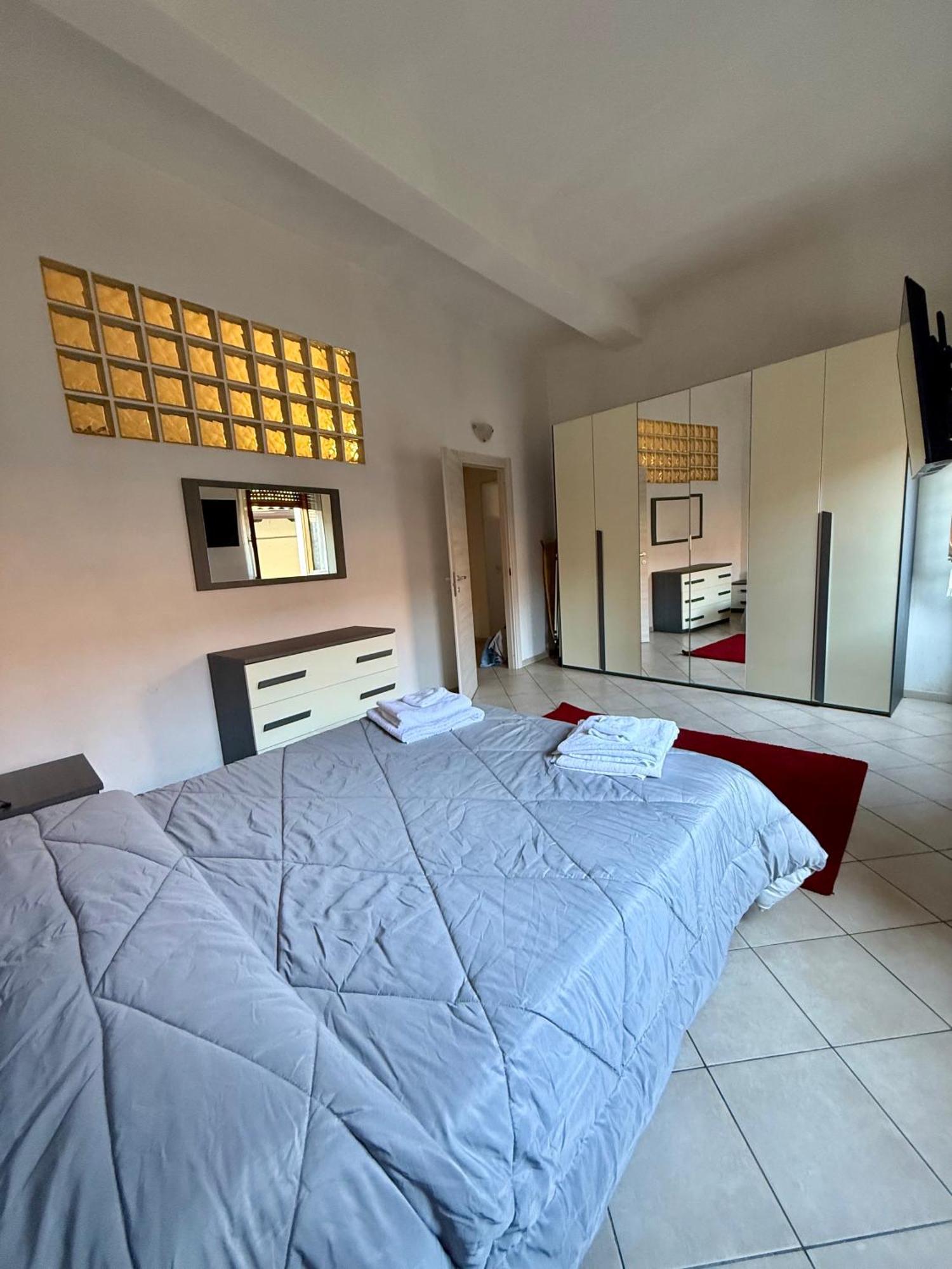 Casa Di Damiano Apartment Vaprio d'Adda Luaran gambar